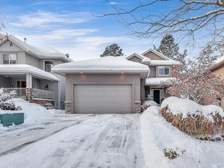 4928 Harrison Court, Kelowna, BC, V1W 4Z2