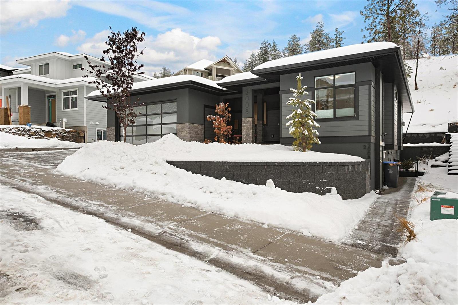 2008 Begbie Road, Kelowna, BC, V1V 2X3
