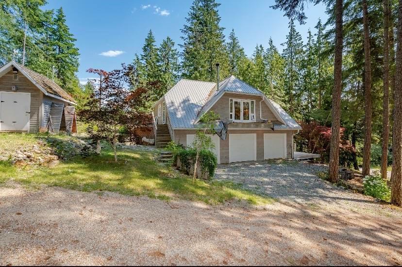 8475 Squilax Anglemont Road, Scotch Creek, BC, V0E 1M8