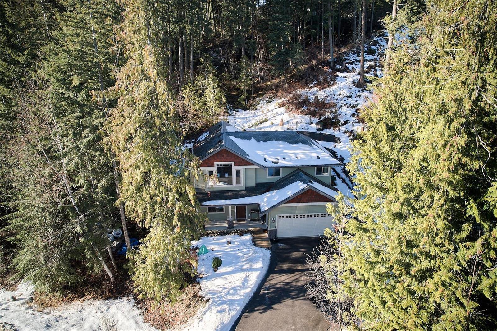 2406 Waverly Drive, Blind Bay, BC, V0E 1H2