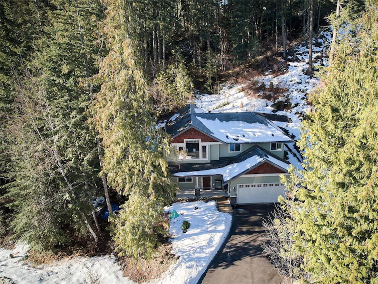 2406 Waverly Drive, Blind Bay, BC, V0E 1H2