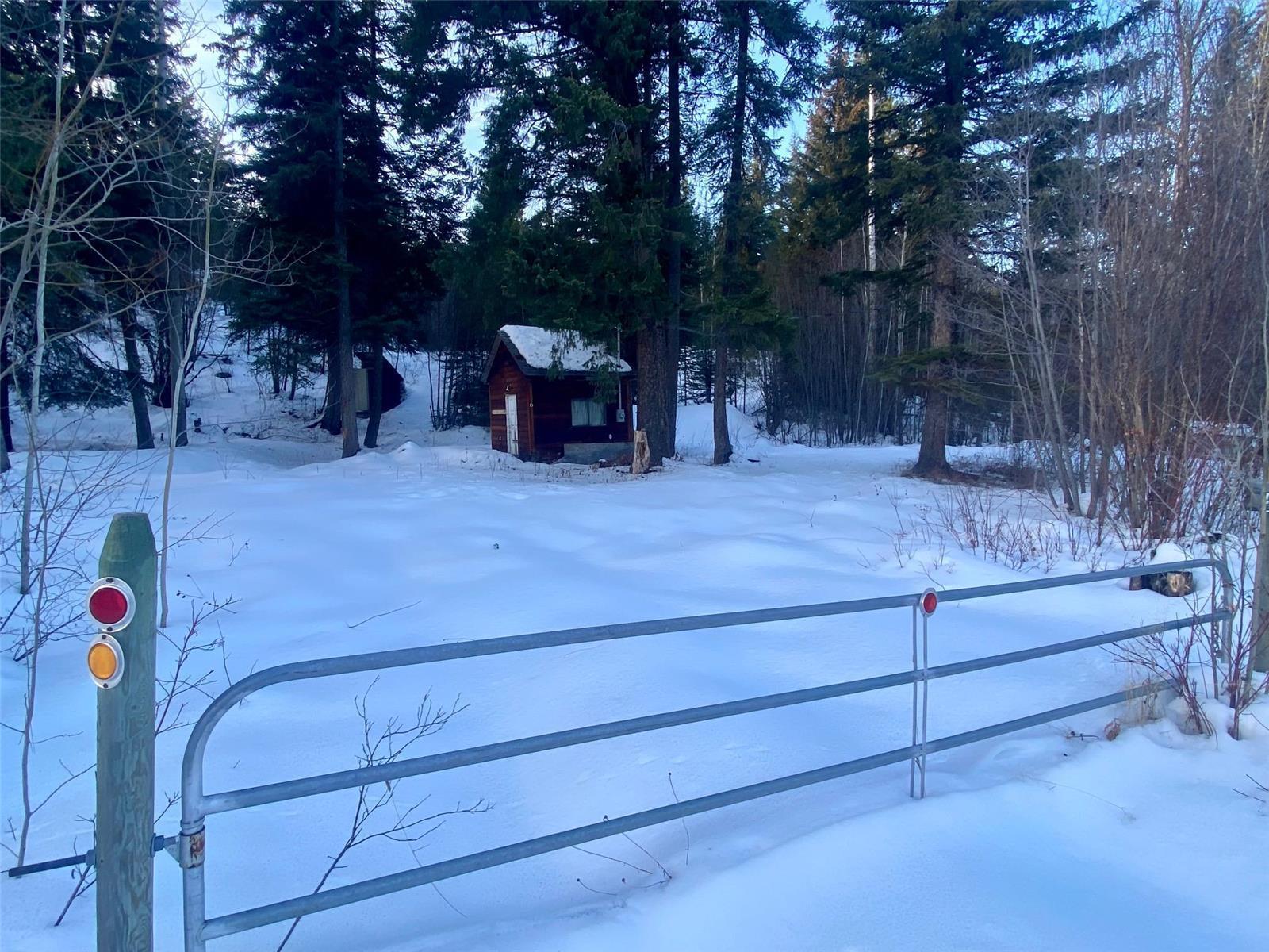 2472 Princeton Summerland Road, Princeton, BC, V0X 1W0