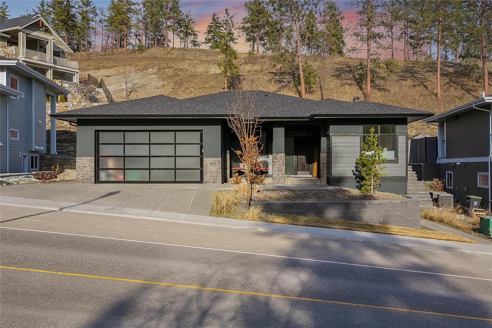 2008 Begbie Road, Kelowna, BC, V1V 2X3