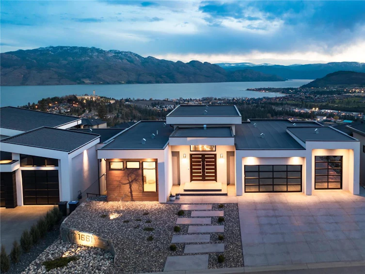 1661 Pinot Noir Drive, West Kelowna, BC, V4T 3B5