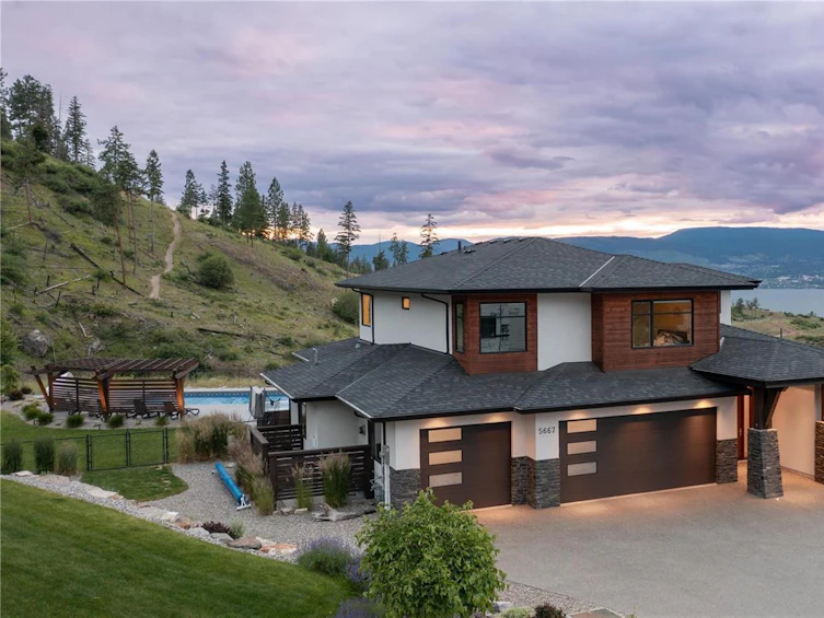 5667 Mountainside Court, Kelowna, BC, V1W 5L5