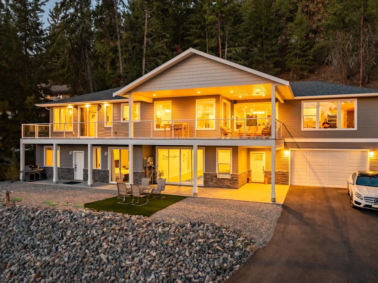 9113 Tronson Road, Vernon, BC, V1H 1E2