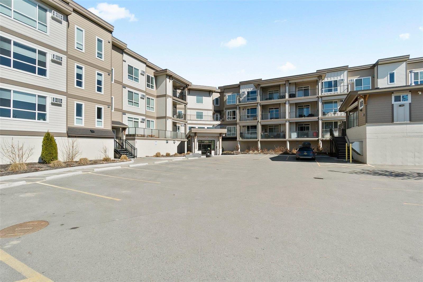 310-3090 Burtch Road, Kelowna, BC, V1W 5G9