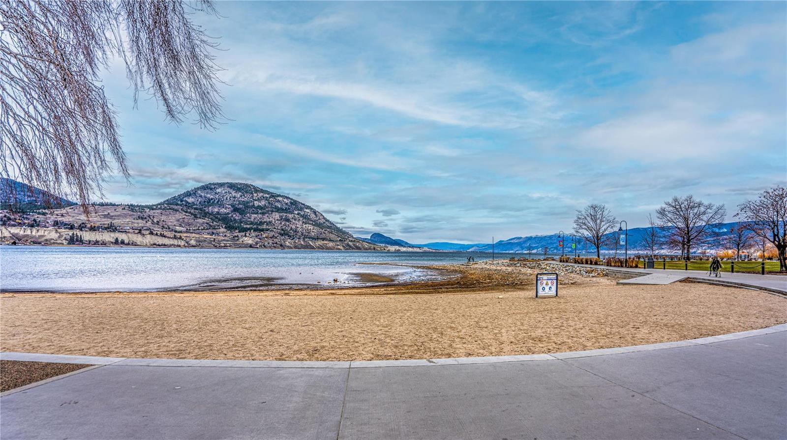1006-160 West Lakeshore Drive, Penticton, BC, V2A 9C2