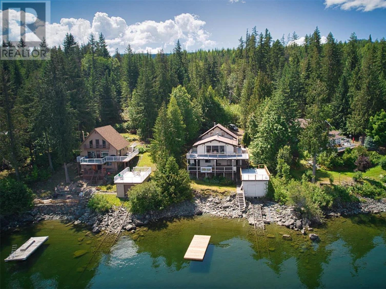 7 & #19-4119 Galligan Road, Eagle Bay, BC, V0E 1T0