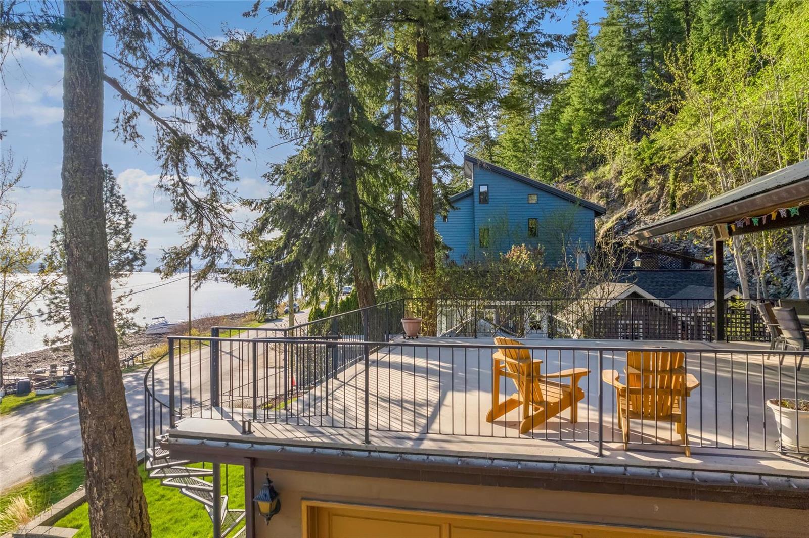 2302 Eagle Bay Road, Blind Bay, BC, V0E 1H1