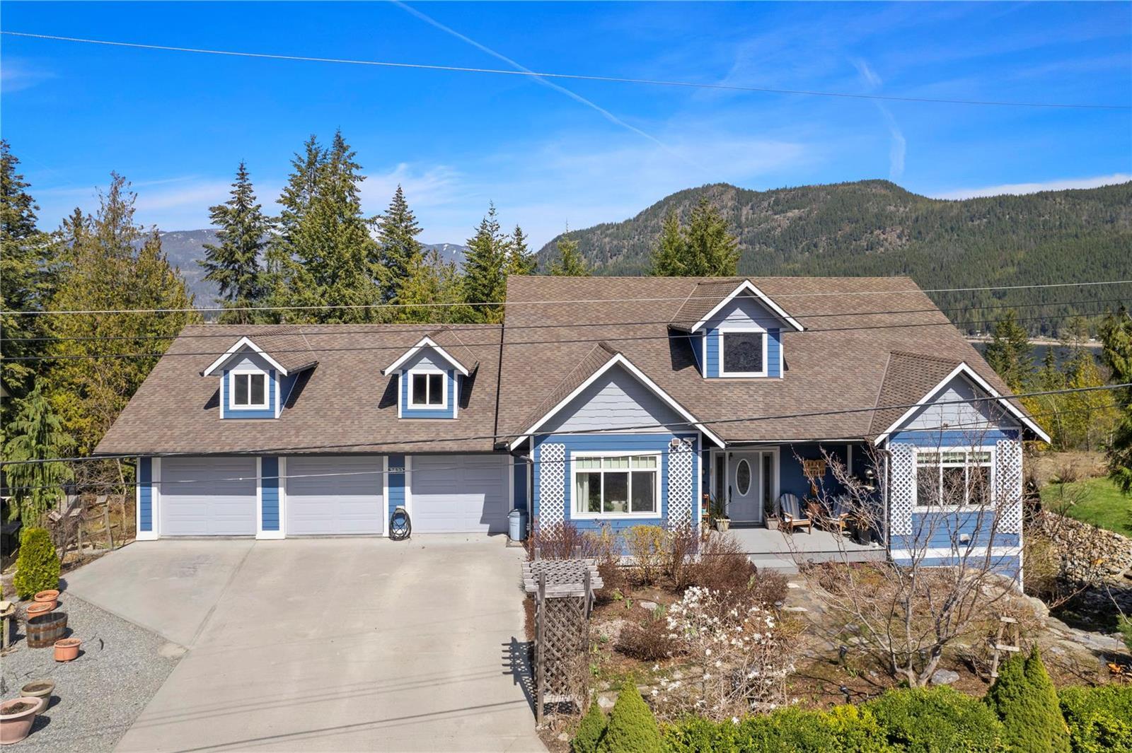 2522 Waverly Drive, Blind Bay, BC, V0E 1H2