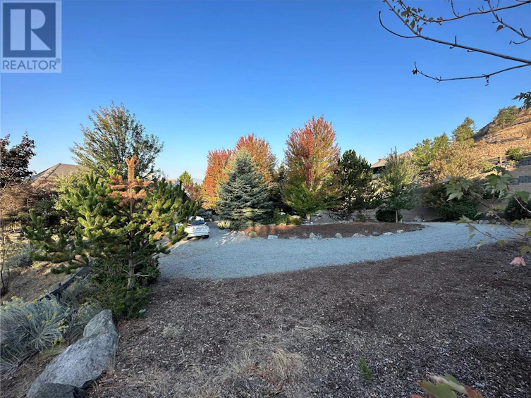 1193 Parkbluff Lane, Kelowna, BC, V1V 2Y3