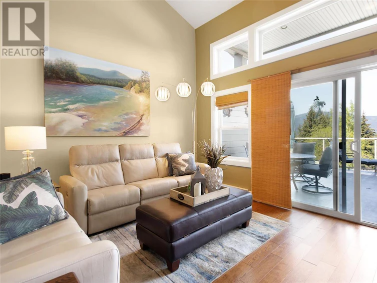 5-2802 Henstridge Road, Sorrento, BC, V0E 2W0