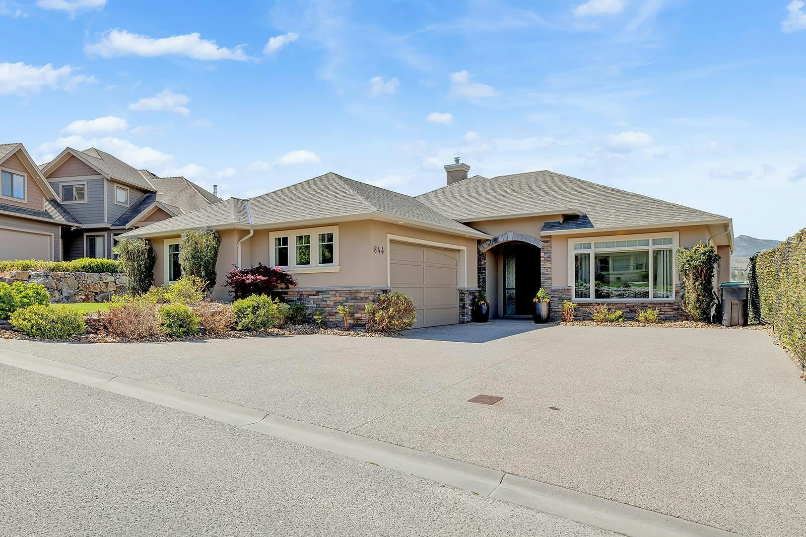 844 Kuipers Crescent, Kelowna, BC, V1W 5B1
