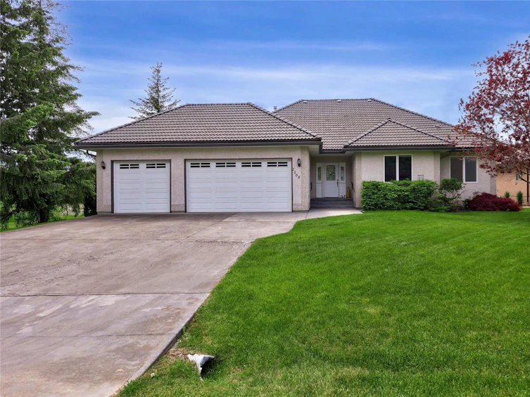 2568 Golf View Crescent, Blind Bay, BC, V0E 1H2