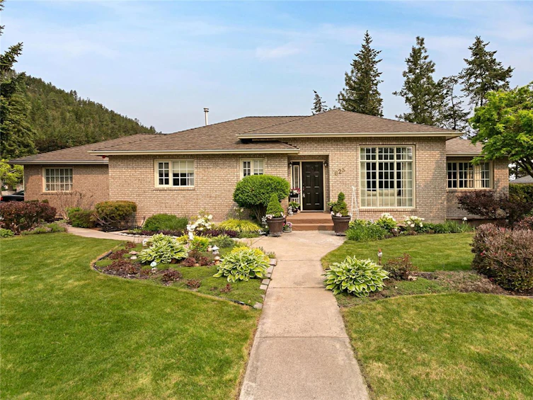 625 Cassiar Crescent, Kelowna, BC, V1V 1M8
