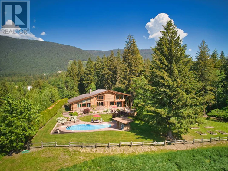 1231 Kirkpatrick Road, Tappen, BC, V0E 2X2