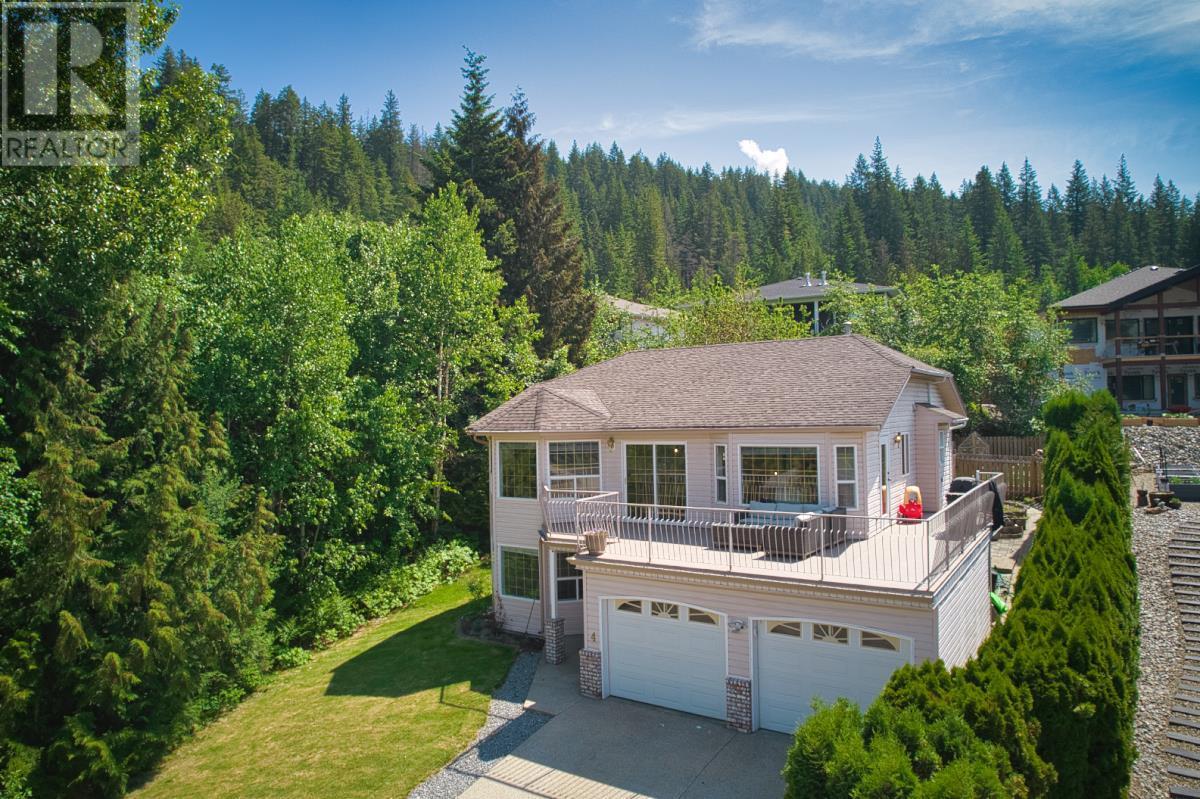 4-2592 Alpen Paradies Road, Blind Bay, BC, V0E 1H1