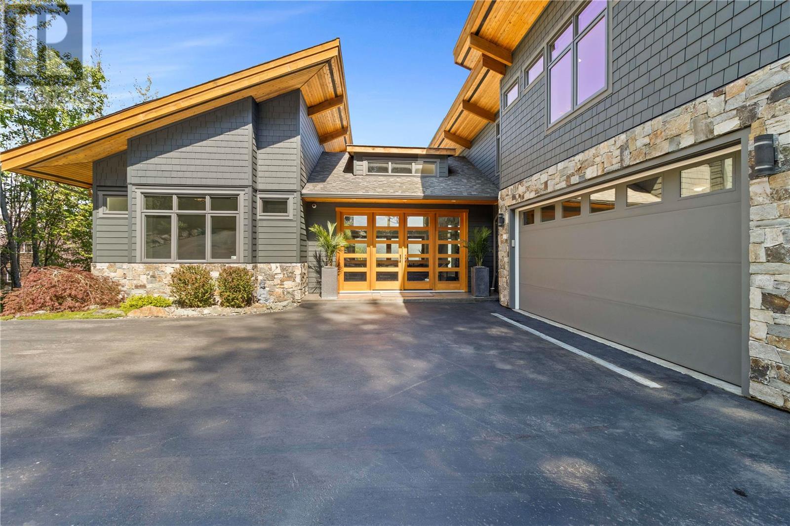 4051 Reid Road, Eagle Bay, BC, V0E 1T0