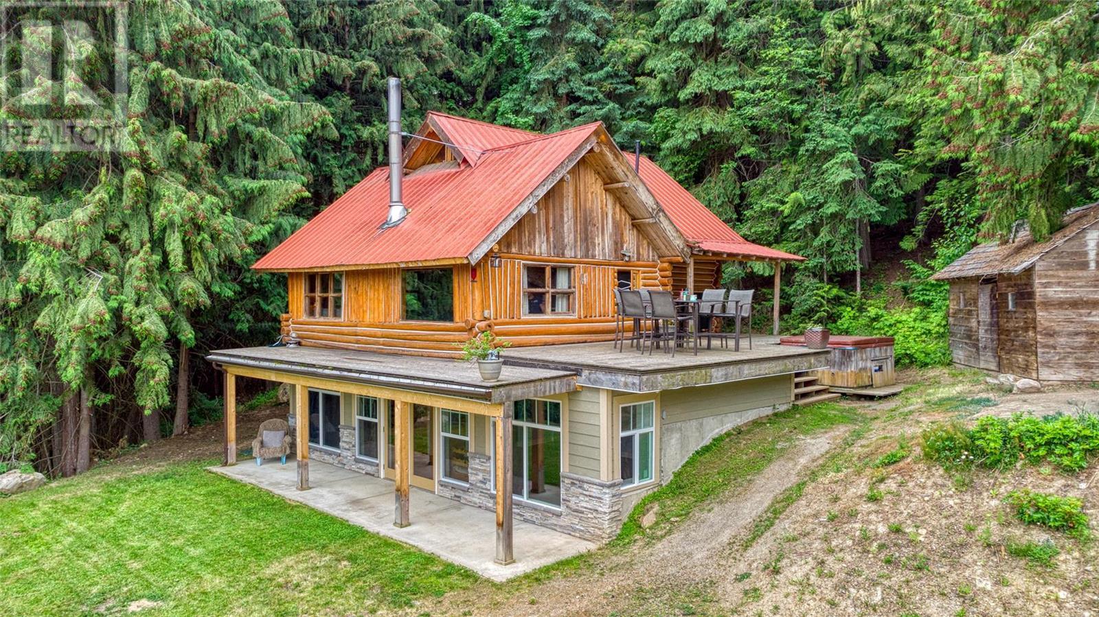 1046 Deep Creek Road, Enderby, BC, V0E 1V3