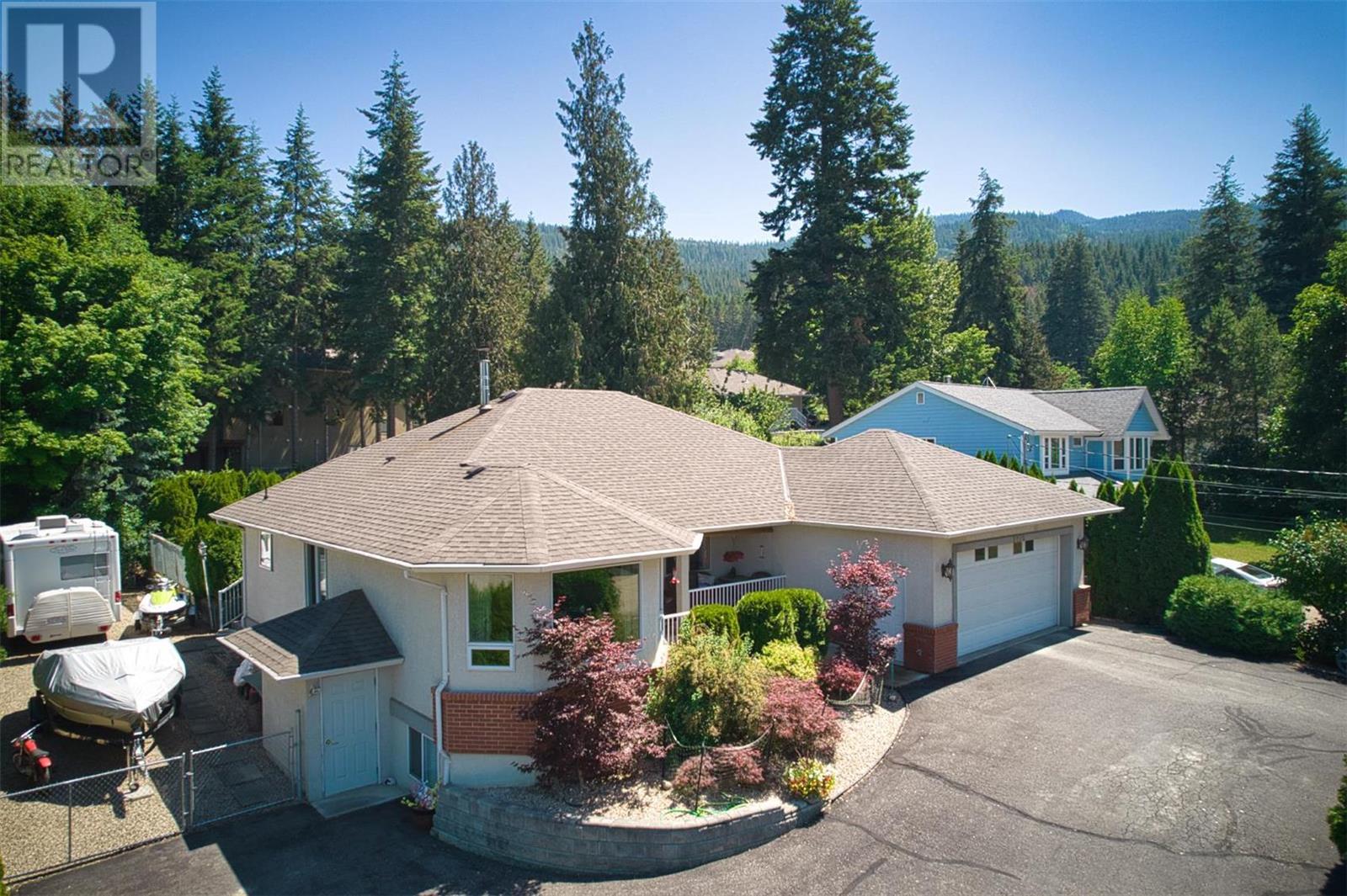 2260 Southwest 14th Street, Salmon Arm, BC, V1E 1L8