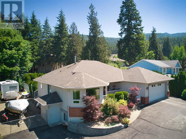 2260 Southwest 14th Street, Salmon Arm, BC, V1E 1L8