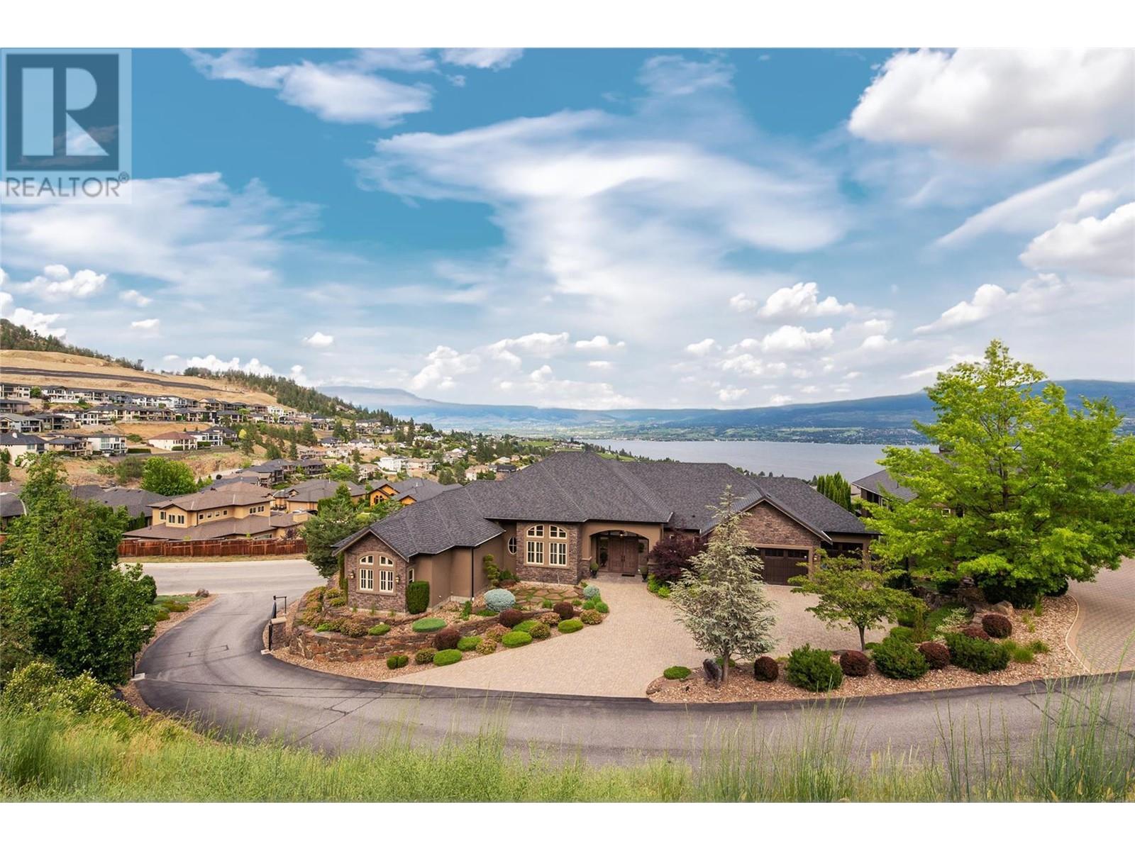 1524 Vineyard Drive, West Kelowna, BC, V4T 2Y7