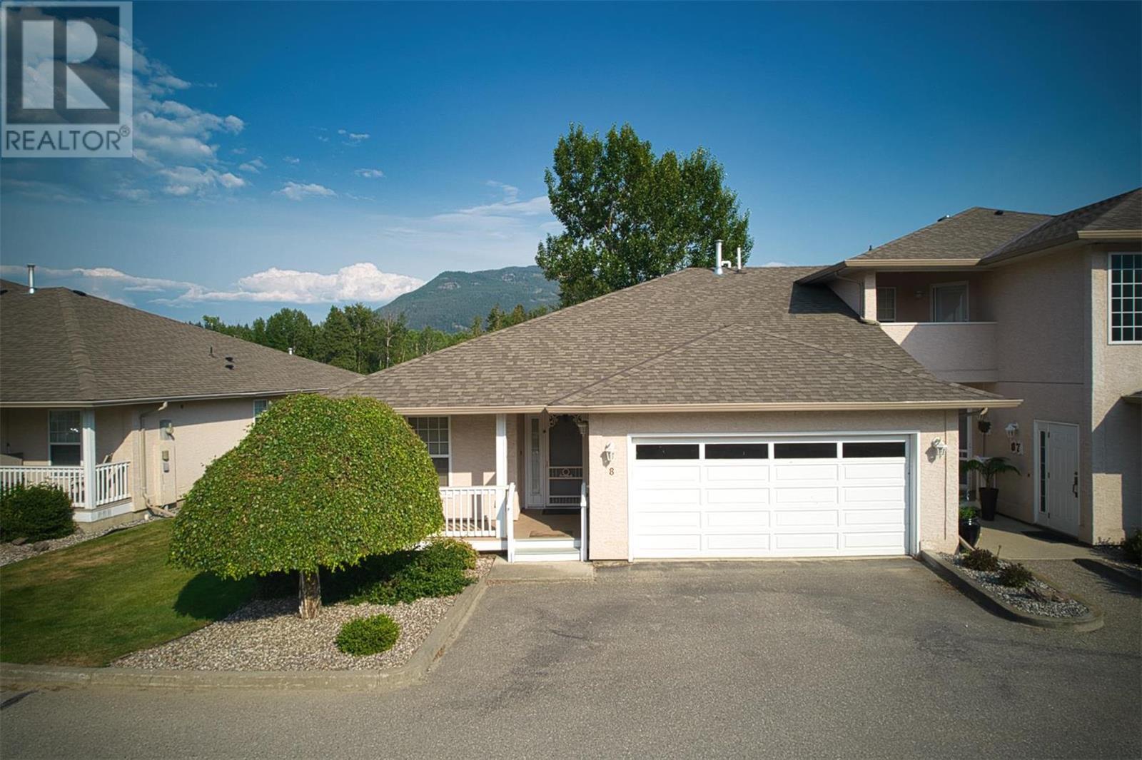 8-303 Regent Avenue, Enderby, BC, V0E 1V2