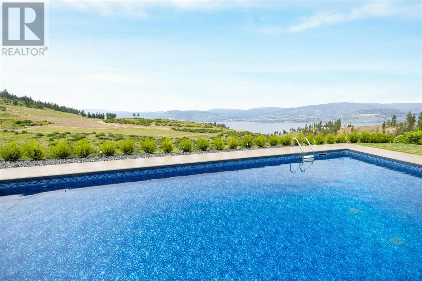 5717 Mountainside Drive, Kelowna, BC, V1W 4L6