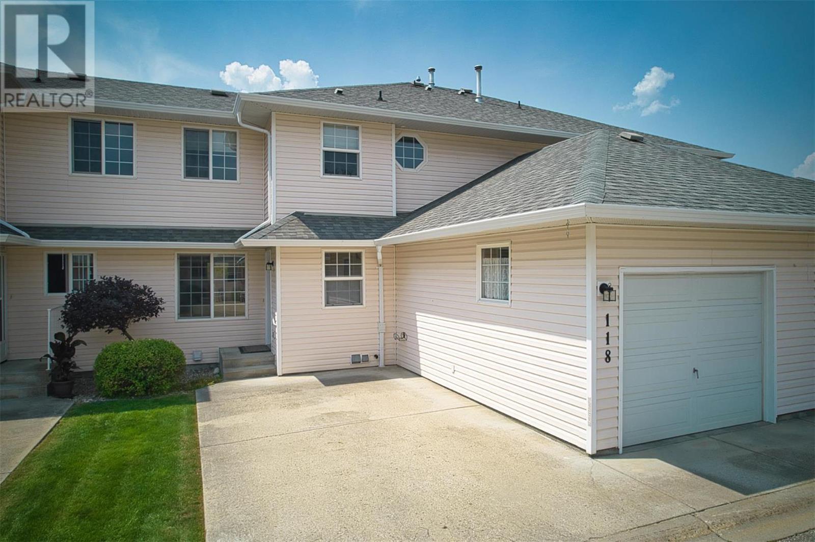 118-870 Southwest 10th Street, Salmon Arm, BC, V1E 1L9