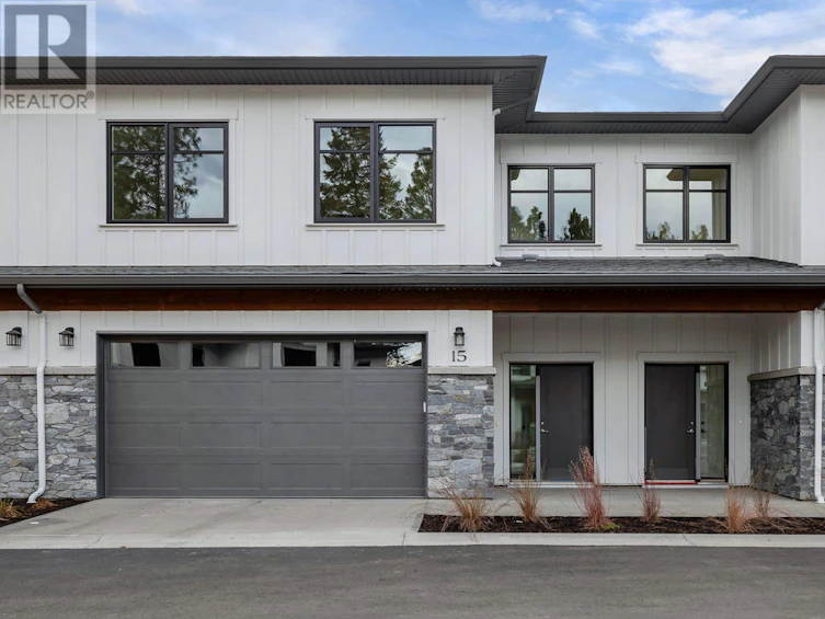 15-1979 Country Club Drive, Kelowna, BC, V1V 2M6