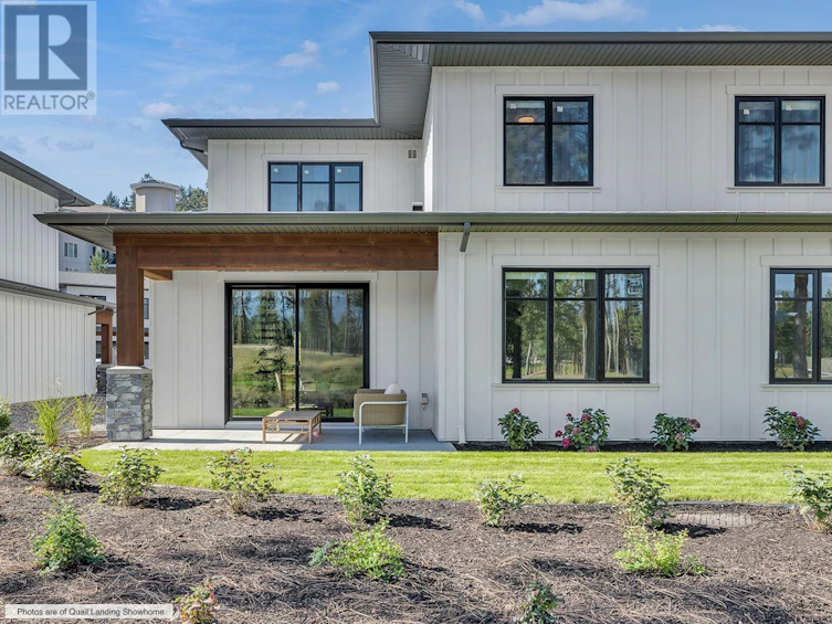 4-1979 Country Club Drive, Kelowna, BC, V1V 2M6