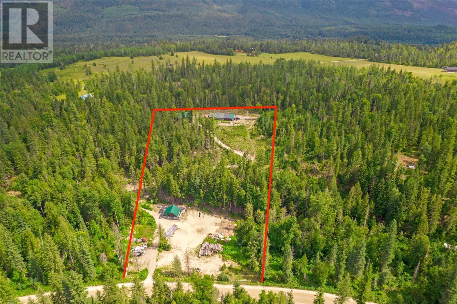 1446 Nittel Road, Seymour Arm, BC, V0E 1M0