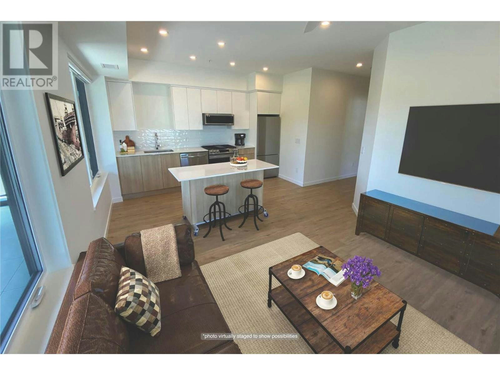 302-417 Cedar Avenue, Kelowna, BC, V1Y 4X2