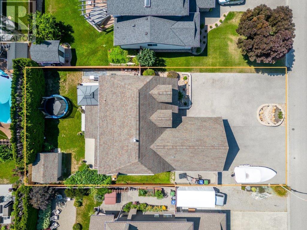 749 Bechard Road, Kelowna, BC, V1W 3G3 - 38