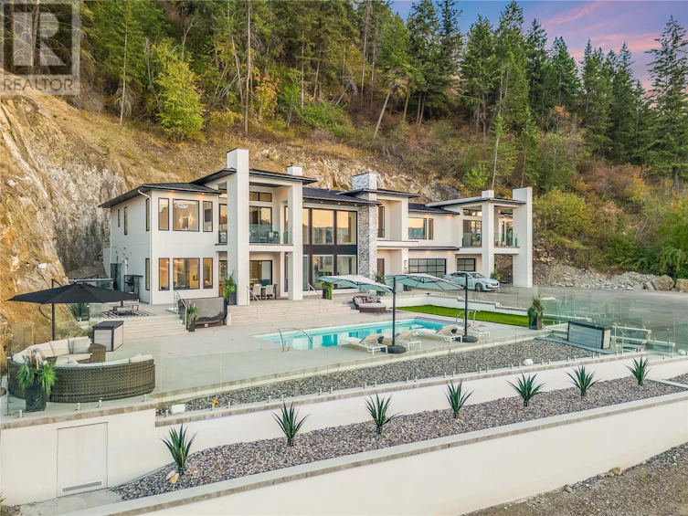 112 Sunset Boulevard, Vernon, BC, V1H 1T7