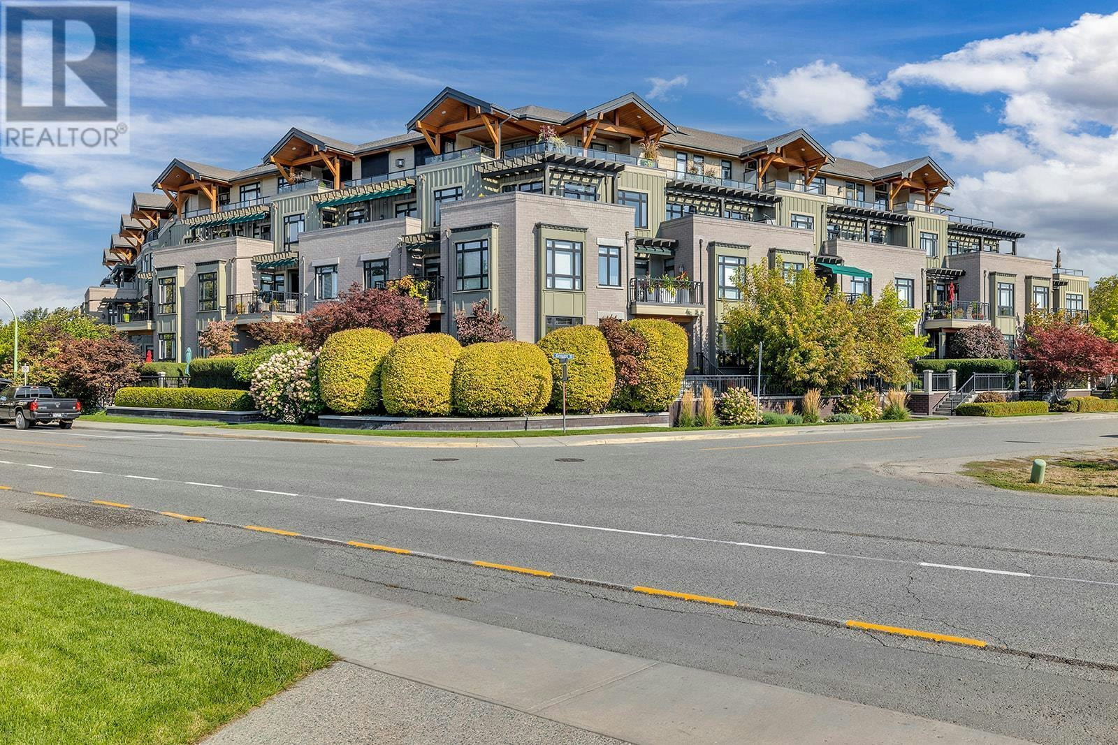 218-2901 Abbott Street, Kelowna, BC, V1Y 1G7