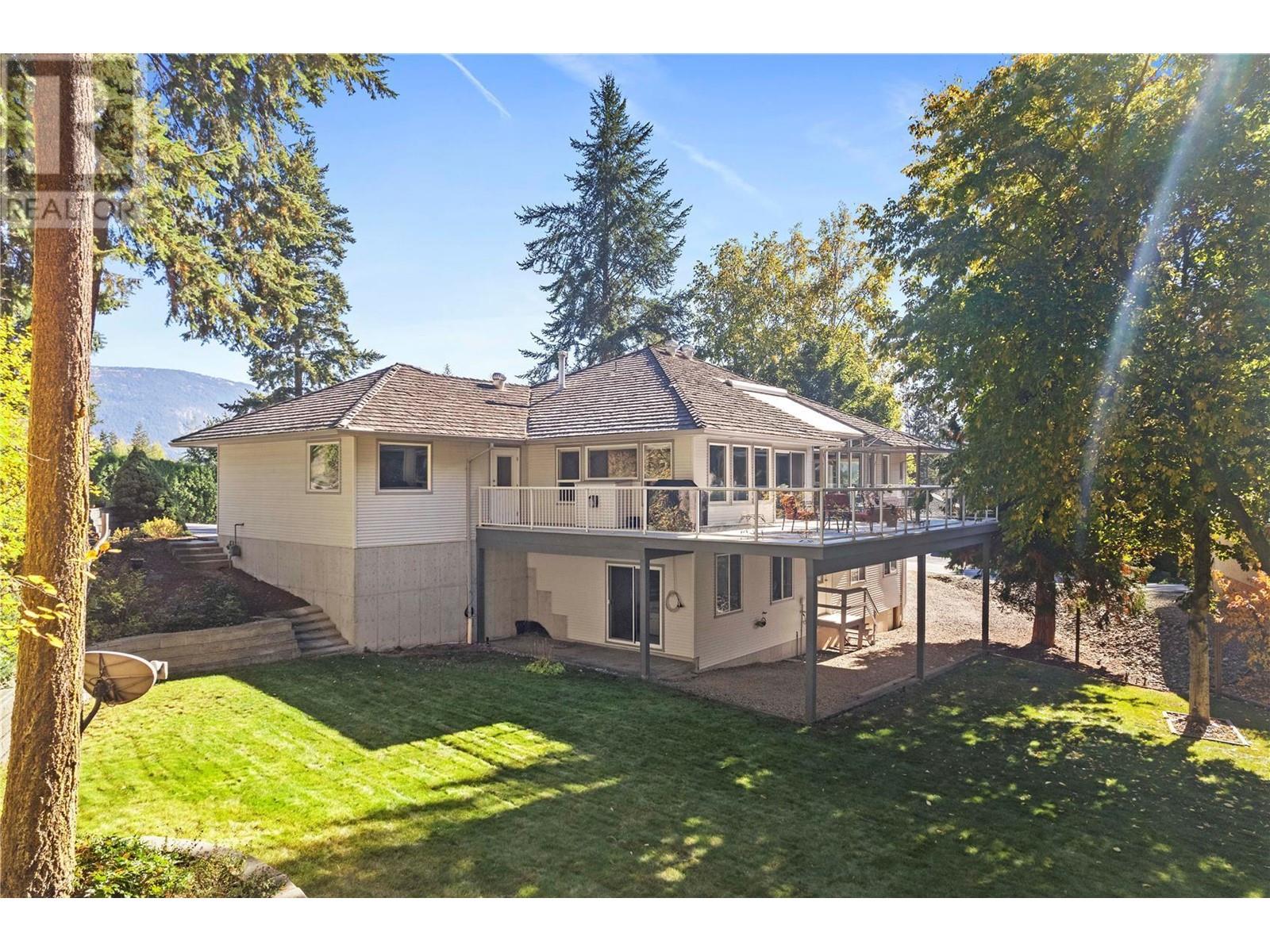 2676 Golf Course Drive, Blind Bay, BC, V0E 1H2