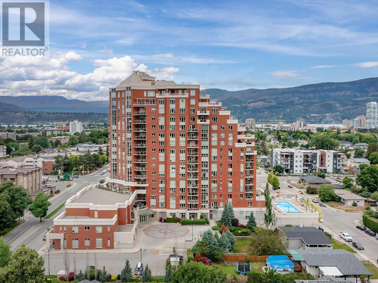207-1160 Bernard Avenue, Kelowna, BC, V1Y 6R2