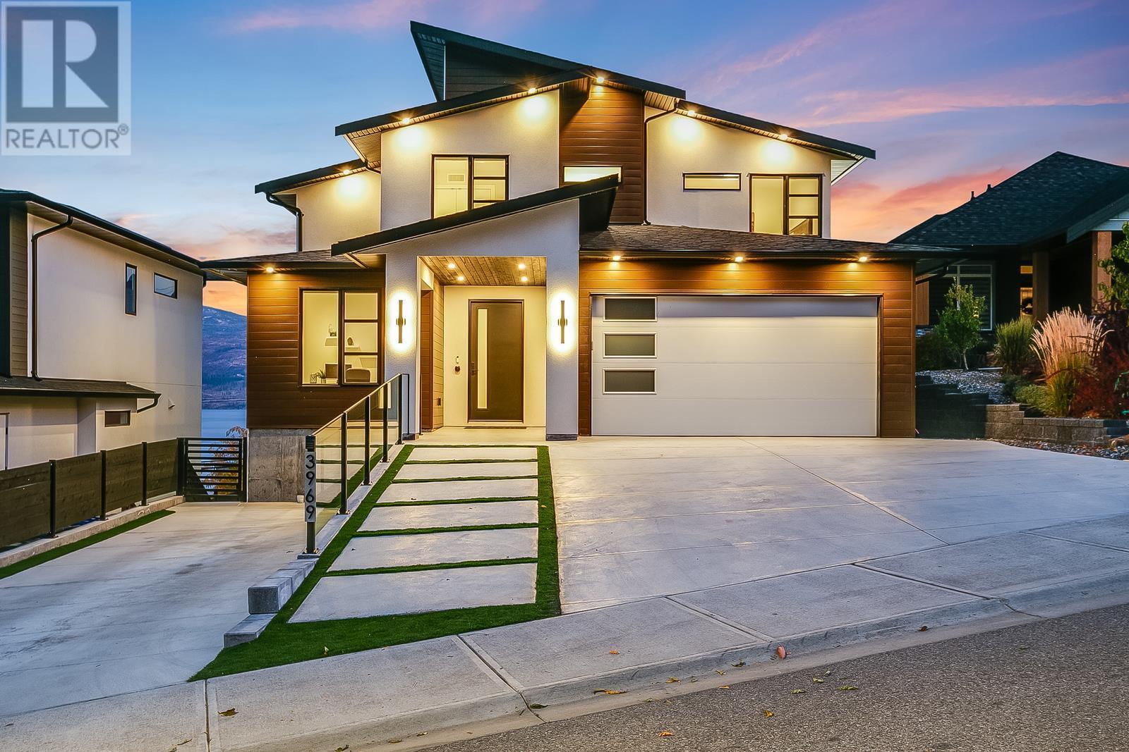 3969 Beachview Drive, West Kelowna, BC, V4T 2K1