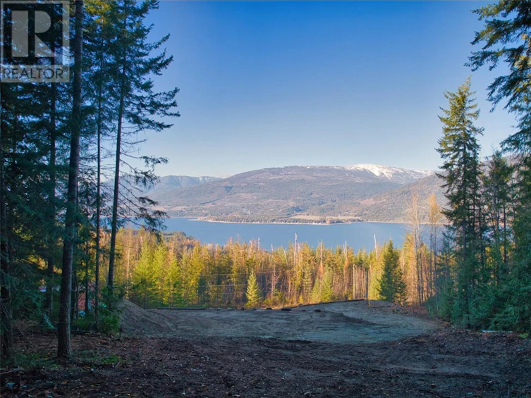5070 Ridge Road, Eagle Bay, BC, V0E 1T0