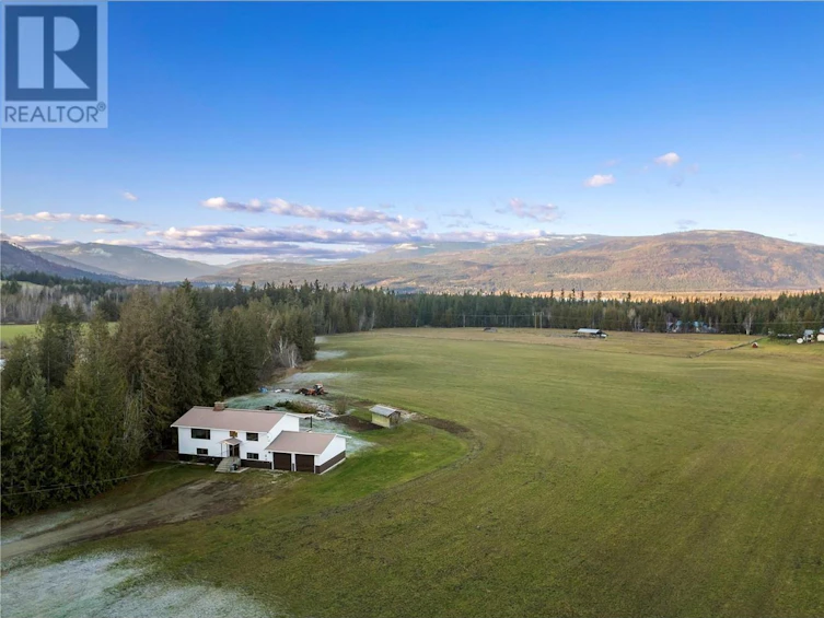 1307 Fredrickson Road, Sorrento, BC, V0E 2W1