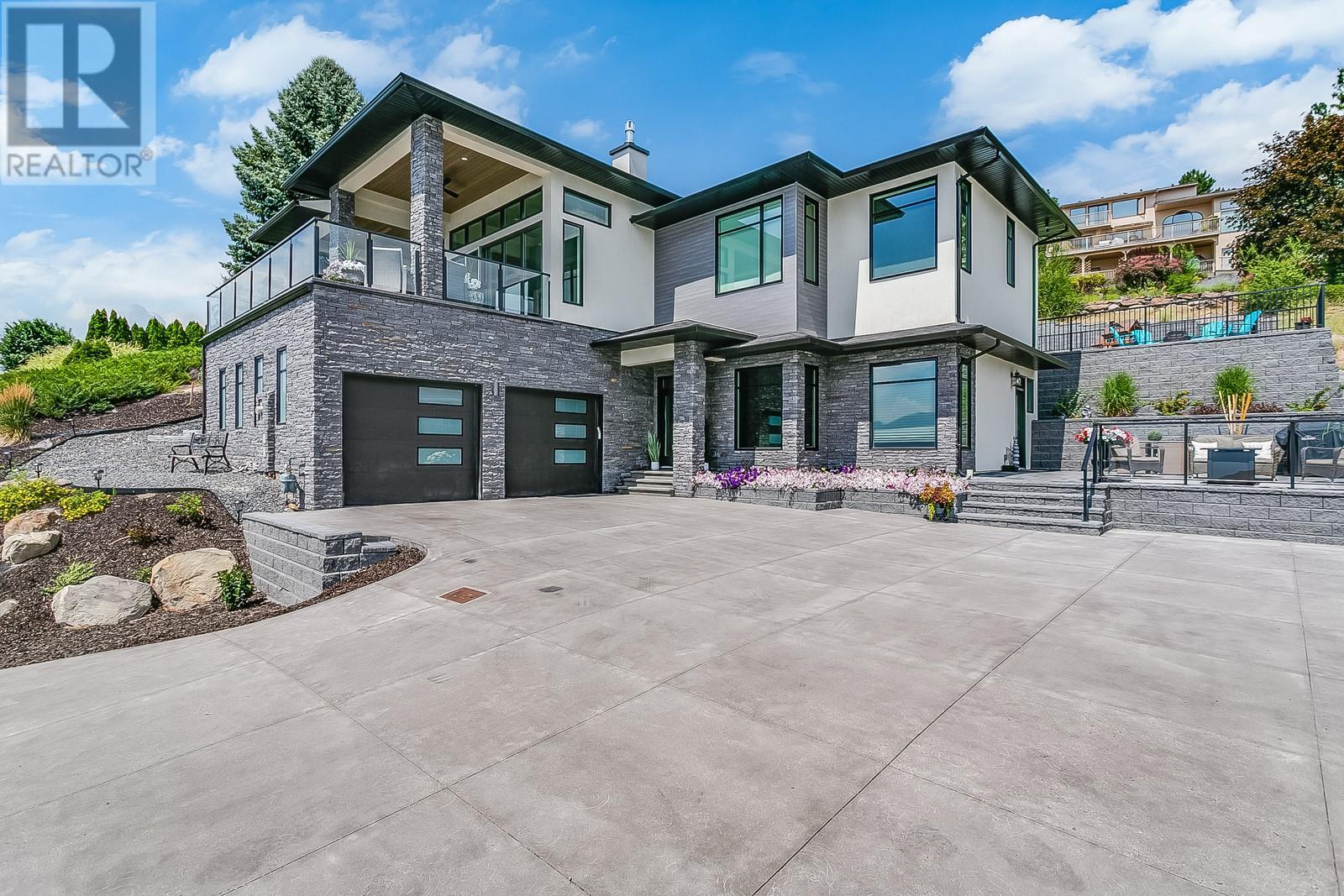 1296 Menu Road, West Kelowna, BC, V1Z 3K2