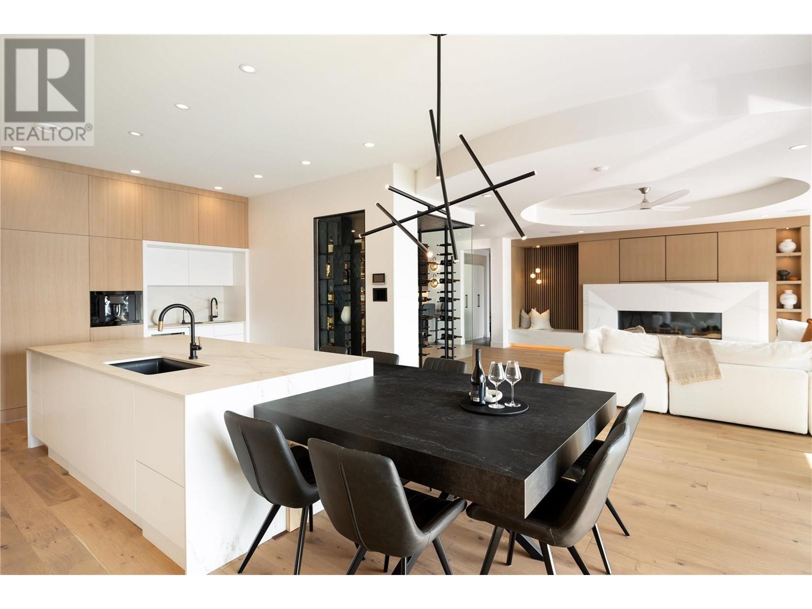 3602 Lakeshore Road, Kelowna, BC, V1W 3L5 - 14