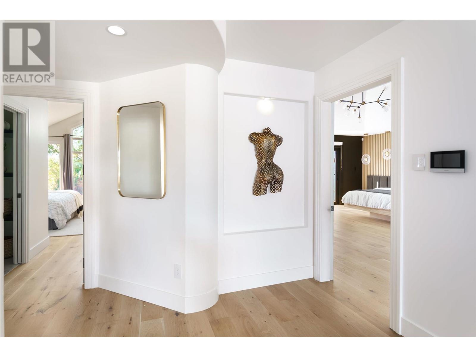 3602 Lakeshore Road, Kelowna, BC, V1W 3L5 - 32