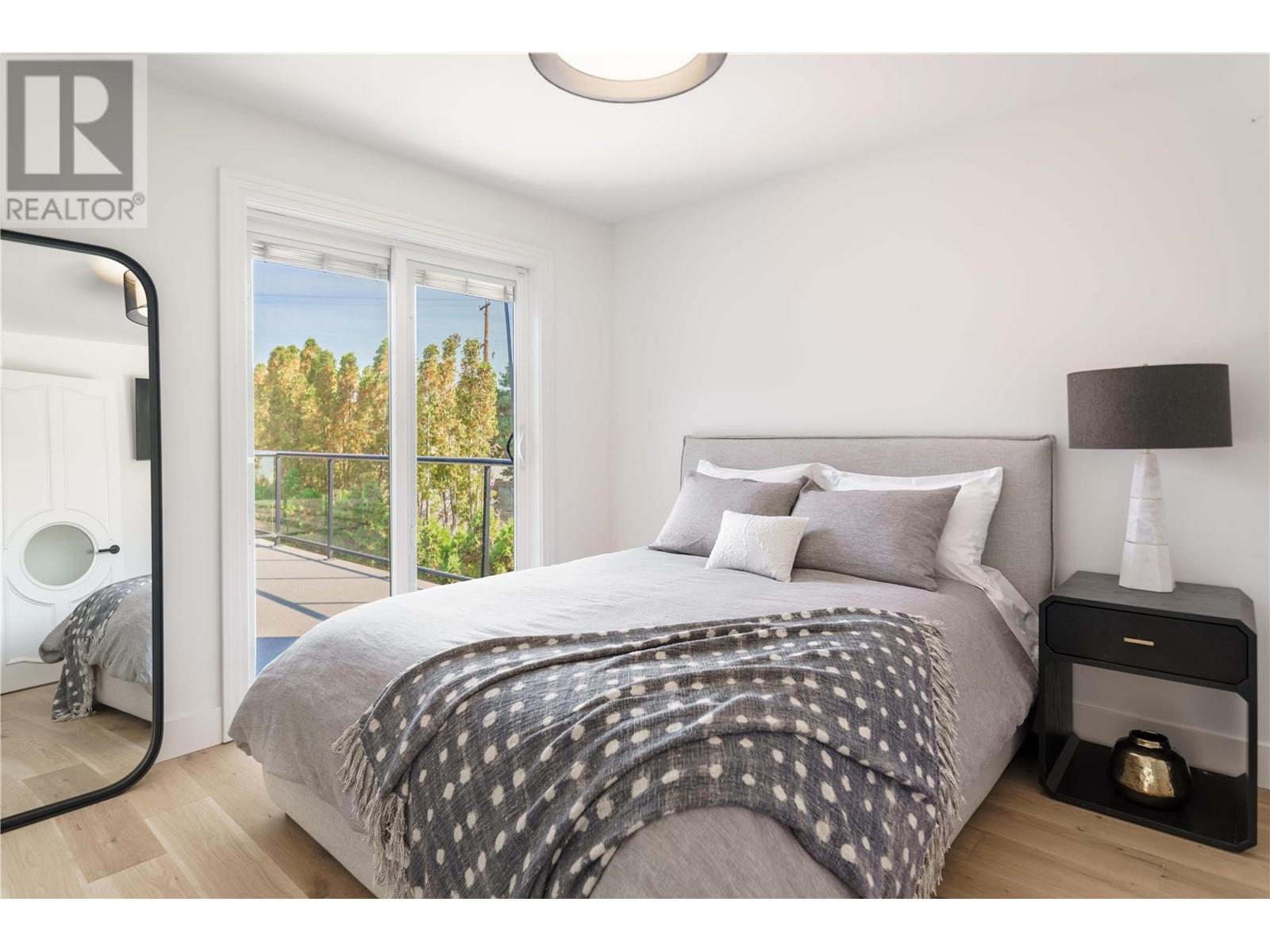 3602 Lakeshore Road, Kelowna, BC, V1W 3L5 - 34