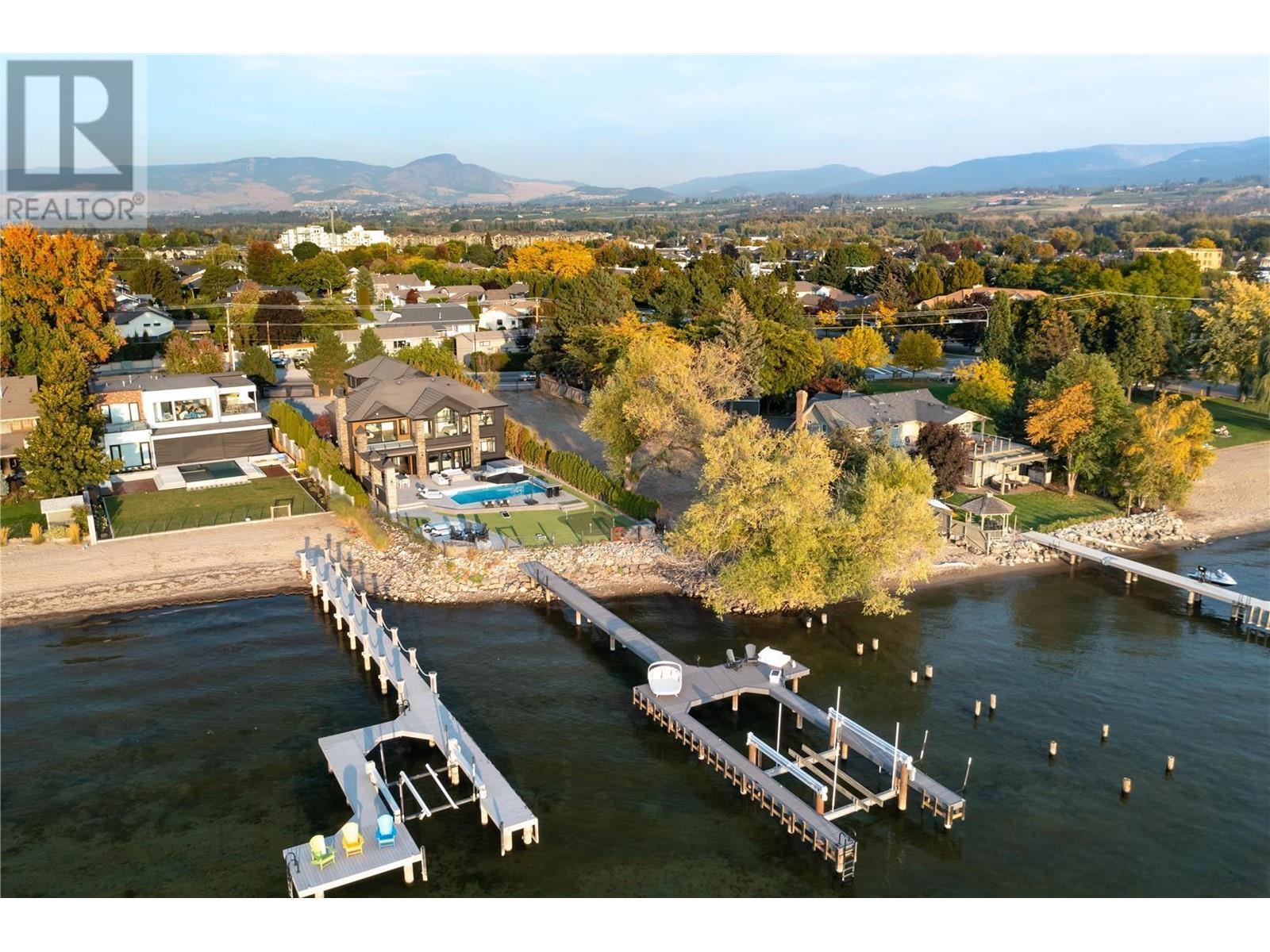 3602 Lakeshore Road, Kelowna, BC, V1W 3L5 - 51