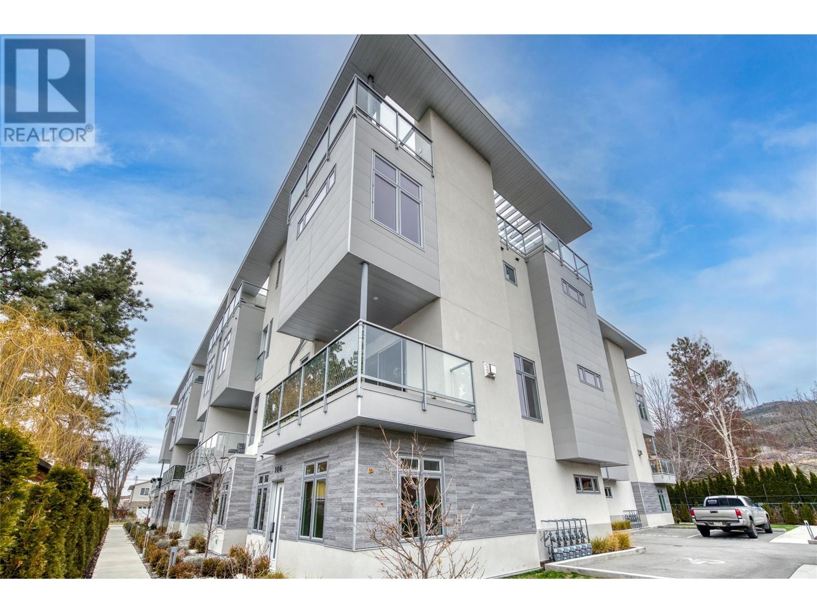 106-222 Lee Avenue, Penticton, BC, V2A 3V8