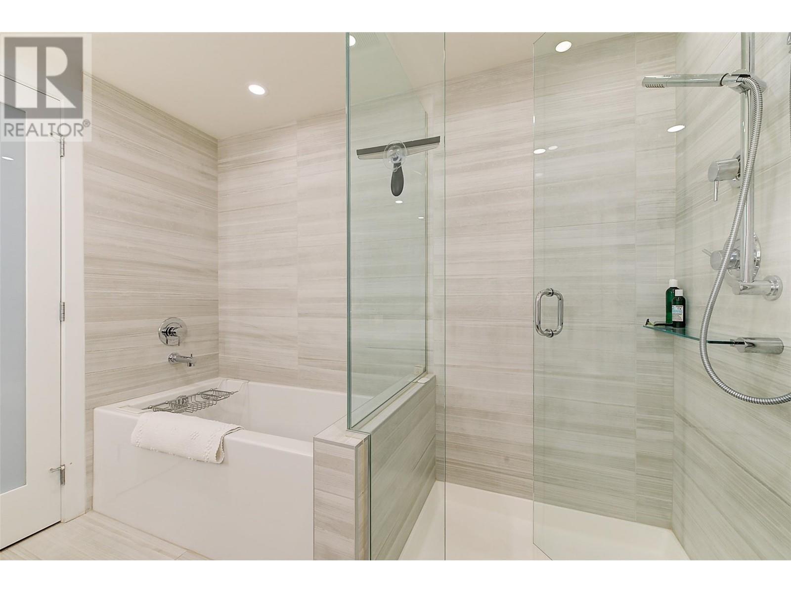 1101-485 Groves Avenue, Kelowna, BC, V1Y 0C1 - 29