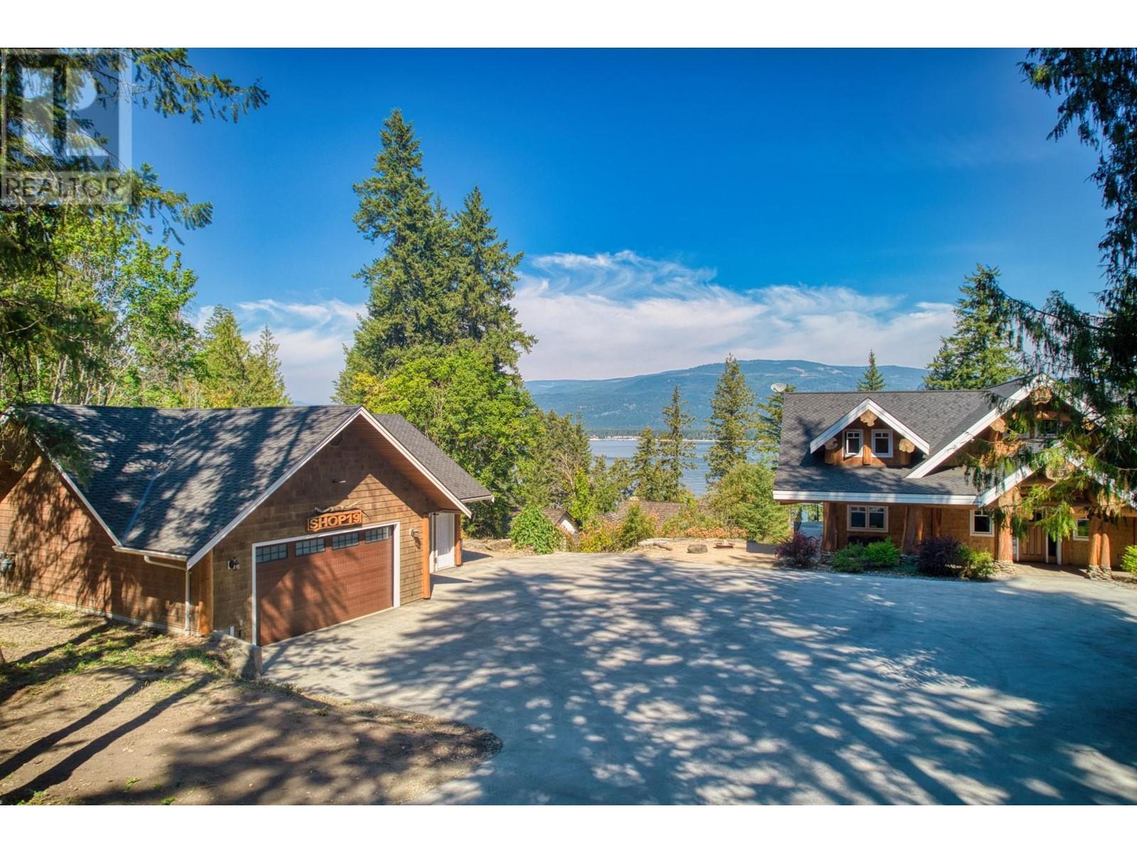 1897 Blind Bay Road, Blind Bay, BC, V0E 2W1 - 13